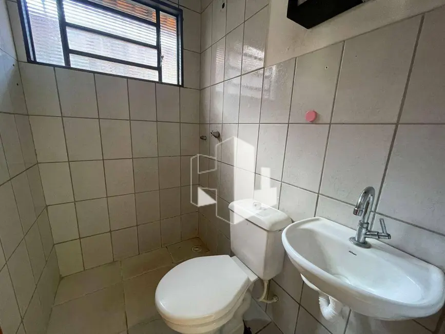 Casa com 2 quartos à venda, 200m2 em Jardim Itatiaia, Jau - SP - imagem 5 Foto 5 de Casa com 2 quartos à venda, 200m2 em Jardim Itatiaia, Jau - SP