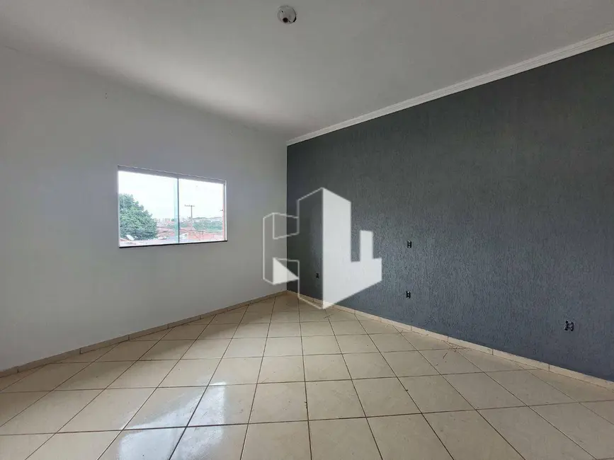 Foto 6 de Casa com 2 quartos para alugar, 351m2 em Jardim Cila de Lúcio Bauab, Jau - SP