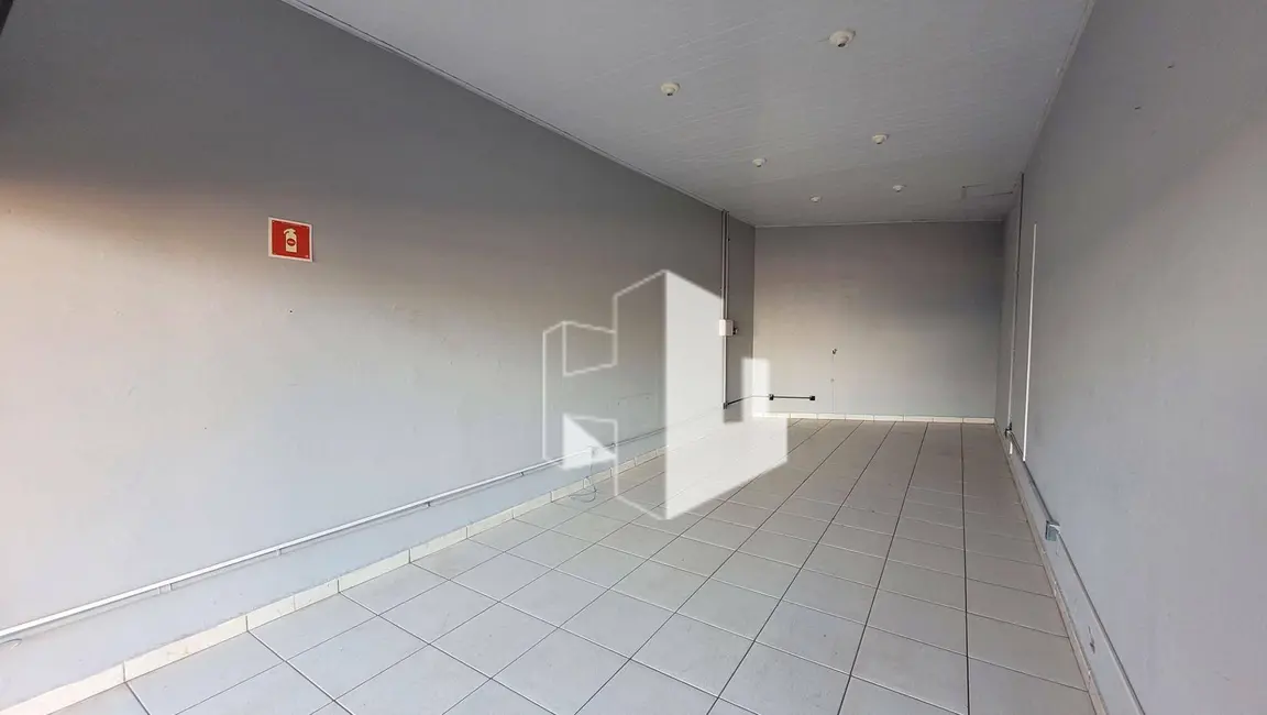 Foto 2 de Sala Comercial para alugar, 50m2 em Distrito Industrial, Jau - SP