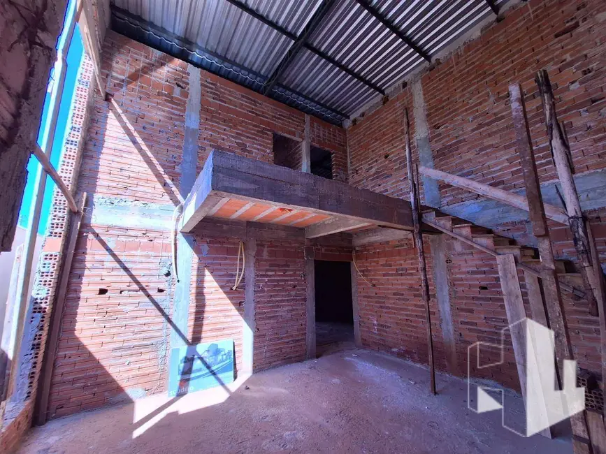 Foto 8 de Casa com 3 quartos à venda, 261m2 em Jau - SP