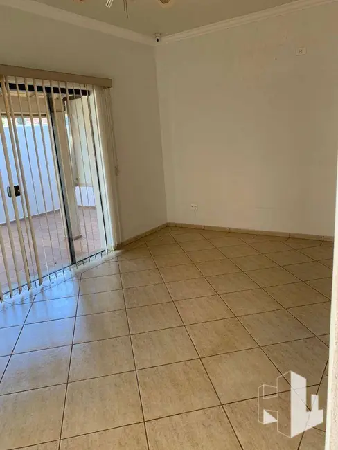 Foto 2 de Casa com 3 quartos à venda, 600m2 em Chácara Peccioli, Jau - SP