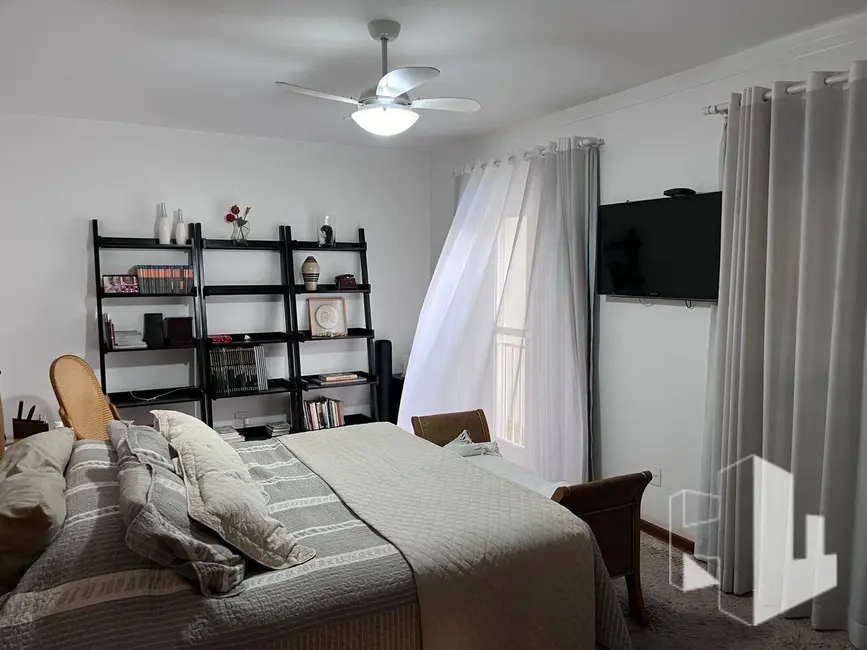 Foto 8 de Casa com 3 quartos à venda, 442m2 em Vila Hilst, Jau - SP