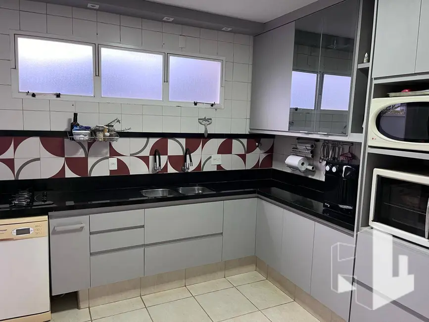 Foto 5 de Casa com 3 quartos à venda, 442m2 em Vila Hilst, Jau - SP