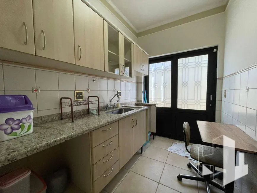 Foto 5 de Sala Comercial para alugar, 30m2 em Vila Santa Maria, Jau - SP