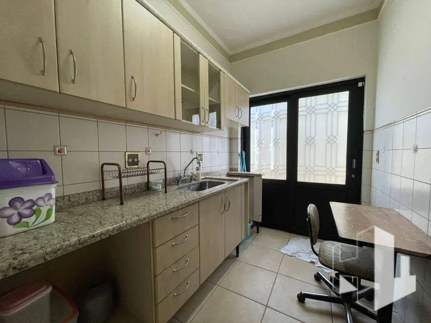 Foto 5 de Sala Comercial para alugar, 30m2 em Vila Santa Maria, Jau - SP