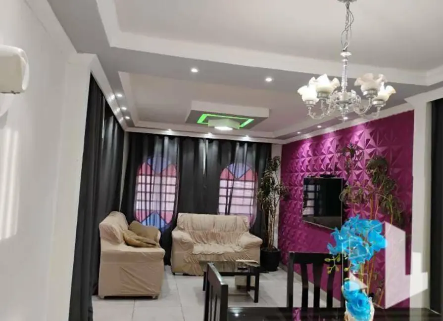 Foto 1 de Casa com 4 quartos à venda, 411m2 em Vila Industrial, Jau - SP