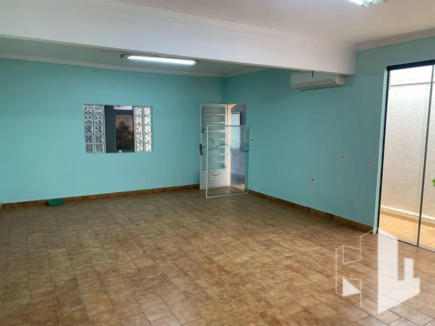 Foto 1 de Sala Comercial para alugar, 45m2 em Jardim Itamarati, Jau - SP
