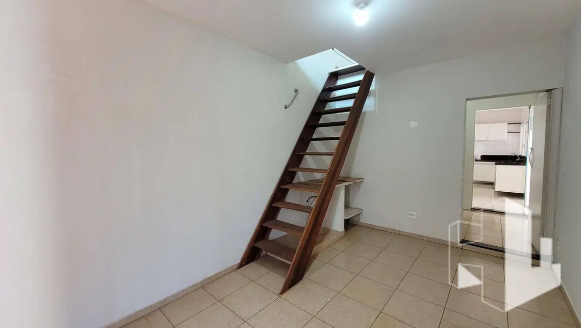 Foto 3 de Casa com 2 quartos à venda, 300m2 em Jardim Maria Luiza III, Jau - SP