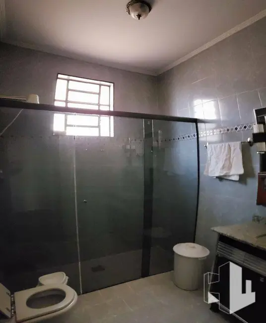 Foto 7 de Casa com 3 quartos à venda, 217m2 em Jardim Carolina, Jau - SP