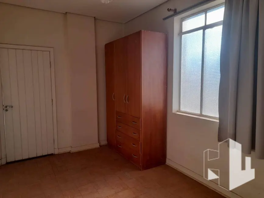 Foto 4 de Apartamento com 2 quartos à venda, 45m2 em Centro, Jau - SP