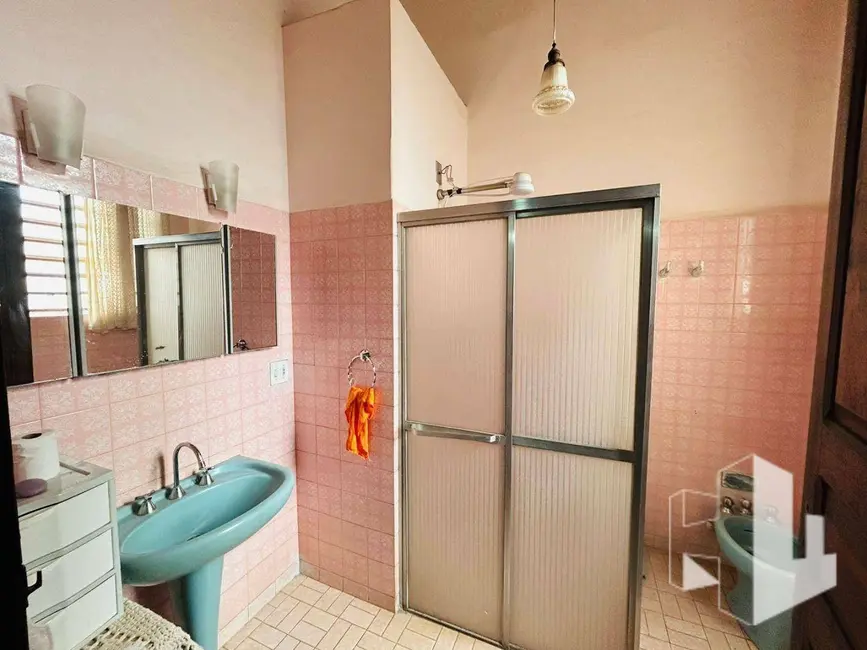 Foto 8 de Casa com 4 quartos à venda e para alugar, 950m2 em Centro, Jau - SP