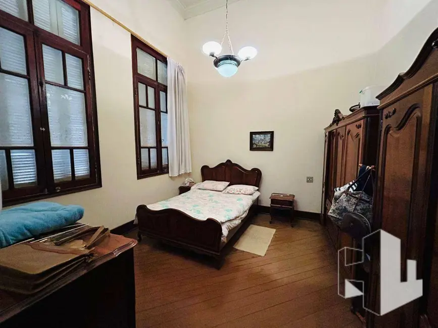 Foto 9 de Casa com 4 quartos à venda e para alugar, 950m2 em Centro, Jau - SP