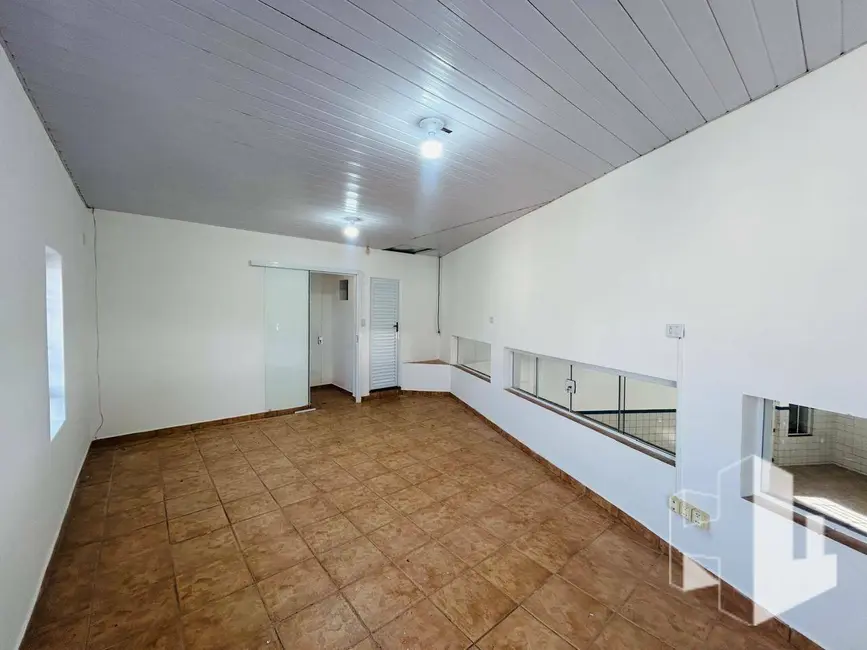 Sala Comercial para alugar, 250m2 em Jardim Regina, Jau - SP - imagem 6 Foto 6 de Sala Comercial para alugar, 250m2 em Jardim Regina, Jau - SP