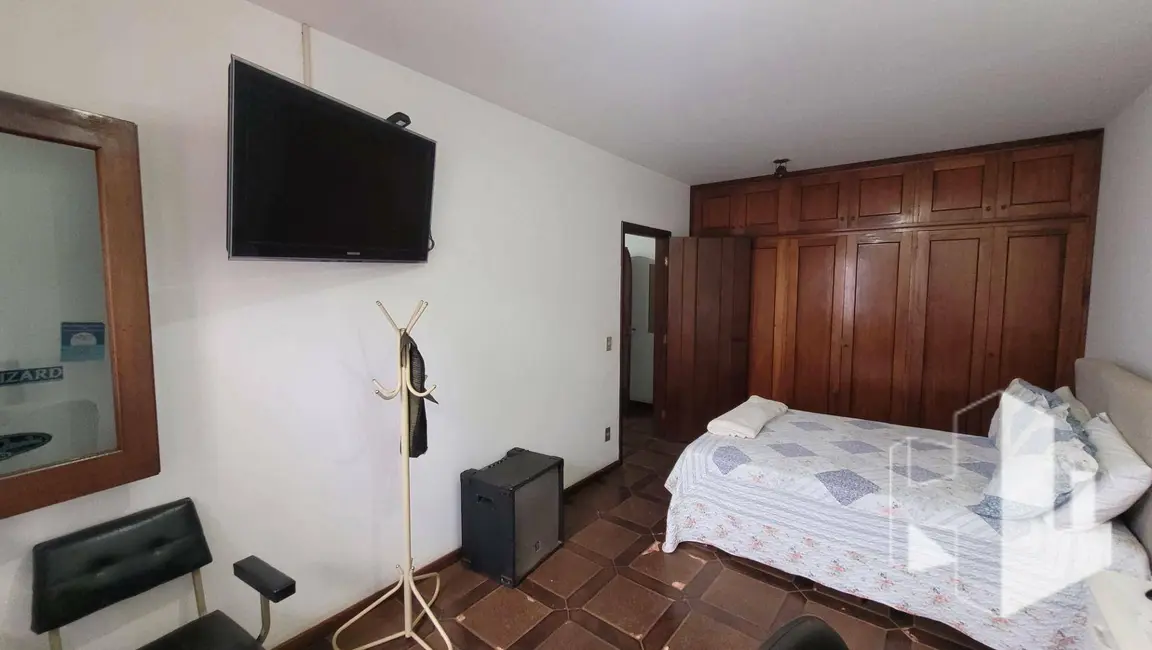 Foto 7 de Casa com 4 quartos à venda e para alugar, 500m2 em Jardim Estádio, Jau - SP