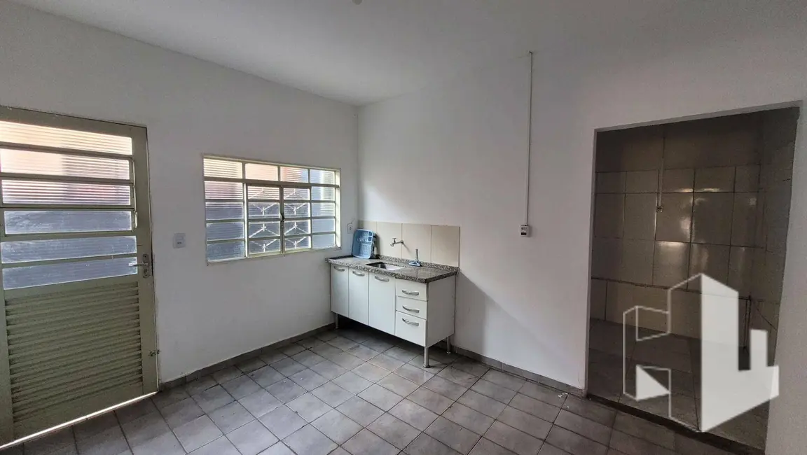 Foto 4 de Sala Comercial para alugar, 125m2 em Jardim Netinho Prado, Jau - SP