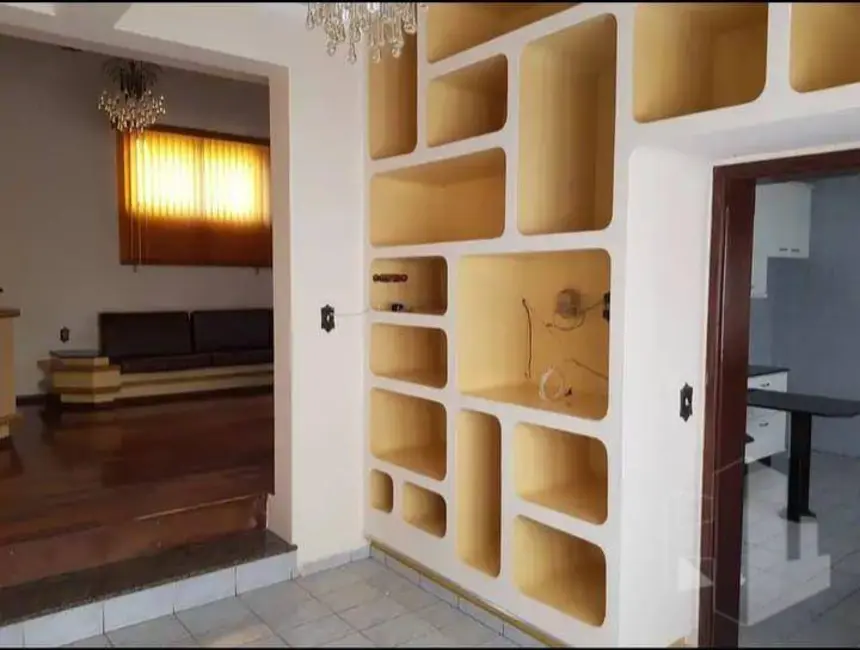 Foto 2 de Casa com 3 quartos à venda, 200m2 em Vila Nova Jaú, Jau - SP