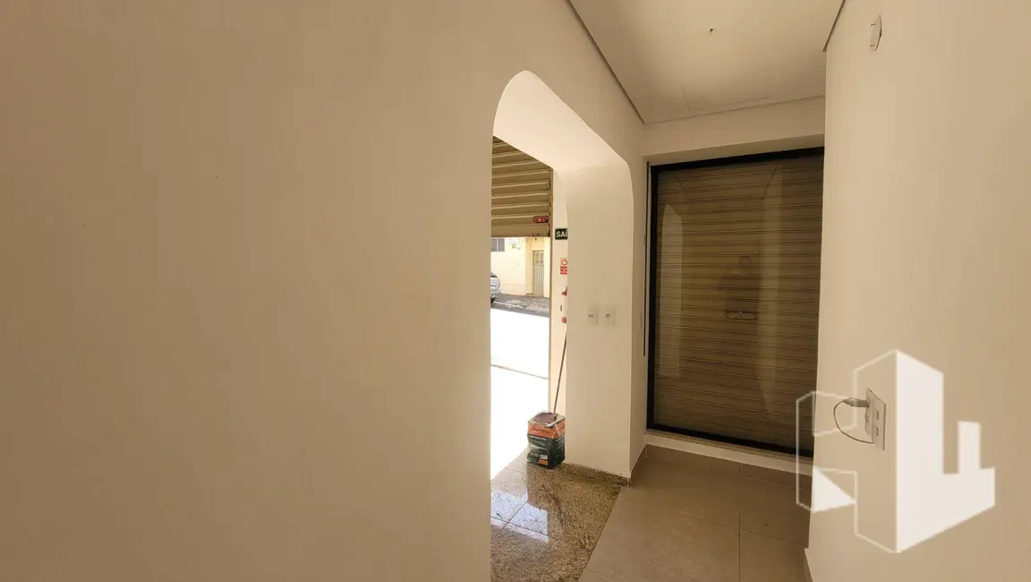 Sala Comercial para alugar, 80m2 em Centro, Jau - SP - imagem 2 Foto 2 de Sala Comercial para alugar, 80m2 em Centro, Jau - SP