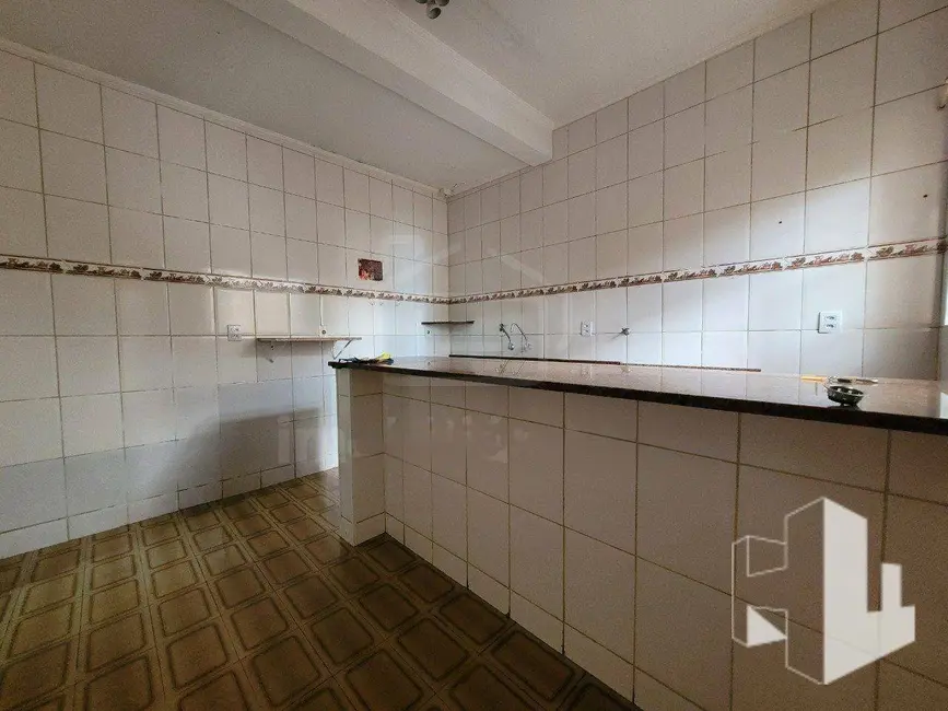 Foto 4 de Casa com 3 quartos à venda e para alugar, 162m2 em Vila Santa Terezinha, Jau - SP
