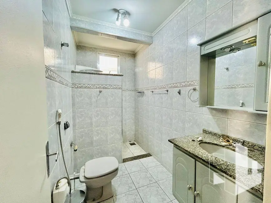 Foto 9 de Casa com 4 quartos à venda, 200m2 em Jardim das Paineiras, Jau - SP