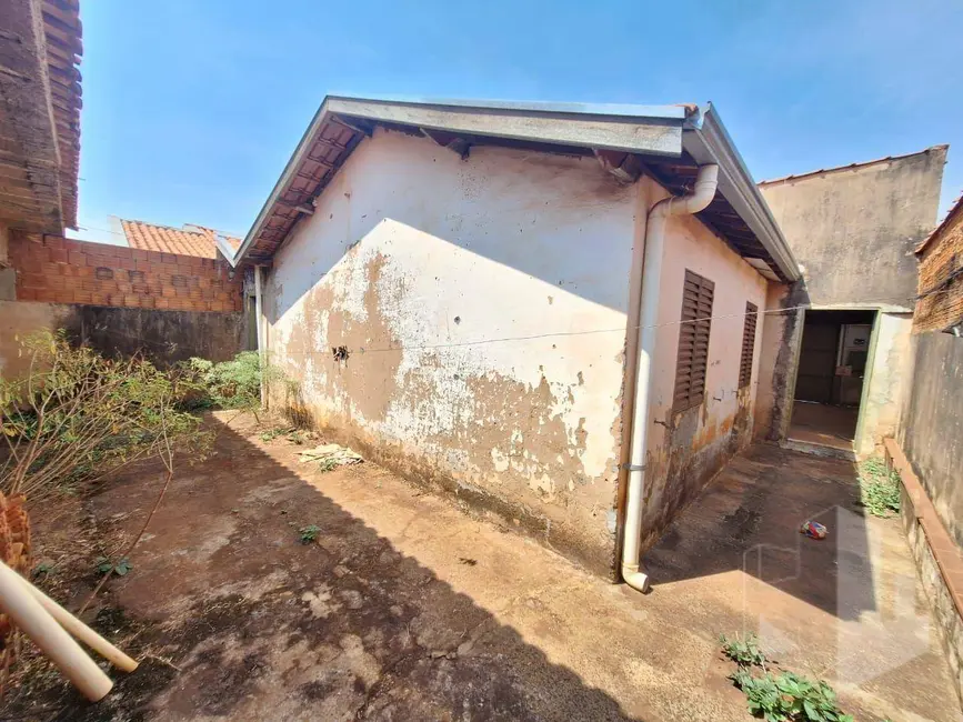 Foto 9 de Casa com 2 quartos à venda, 175m2 em Jardim Olímpia, Jau - SP