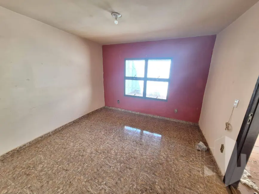 Foto 2 de Casa com 2 quartos à venda, 175m2 em Jardim Olímpia, Jau - SP