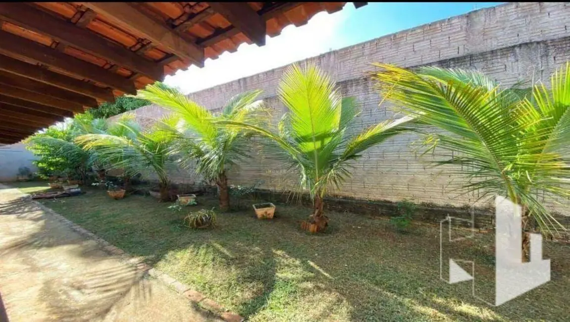 Chácara com 2 quartos à venda, 2000m2 em Bocaina - SP - imagem 8 Foto 8 de Chácara com 2 quartos à venda, 2000m2 em Bocaina - SP