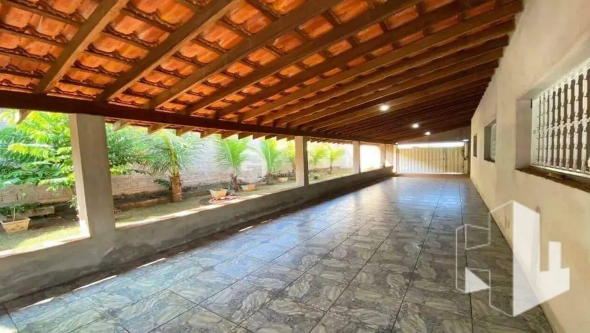 Chácara com 2 quartos à venda, 2000m2 em Bocaina - SP - imagem 3 Foto 3 de Chácara com 2 quartos à venda, 2000m2 em Bocaina - SP