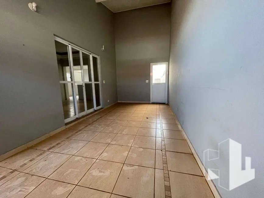 Foto 3 de Casa com 3 quartos à venda, 250m2 em Jardim Continental, Jau - SP