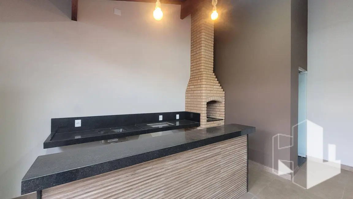 Casa com 4 quartos à venda, 200m2 em Jardim Campos Prado, Jau - SP - imagem 3 Foto 3 de Casa com 4 quartos à venda, 200m2 em Jardim Campos Prado, Jau - SP