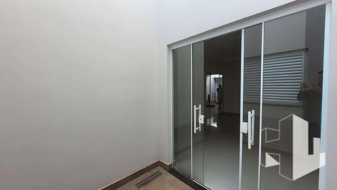 Casa com 4 quartos à venda, 200m2 em Jardim Campos Prado, Jau - SP - imagem 5 Foto 5 de Casa com 4 quartos à venda, 200m2 em Jardim Campos Prado, Jau - SP