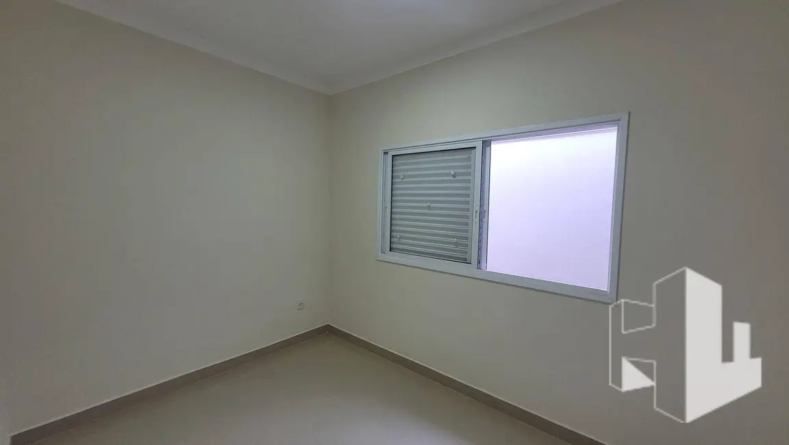 Casa com 4 quartos à venda, 200m2 em Jardim Campos Prado, Jau - SP - imagem 9 Foto 9 de Casa com 4 quartos à venda, 200m2 em Jardim Campos Prado, Jau - SP