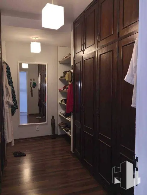 Foto 8 de Casa com 4 quartos à venda, 400m2 em Centro, Jau - SP