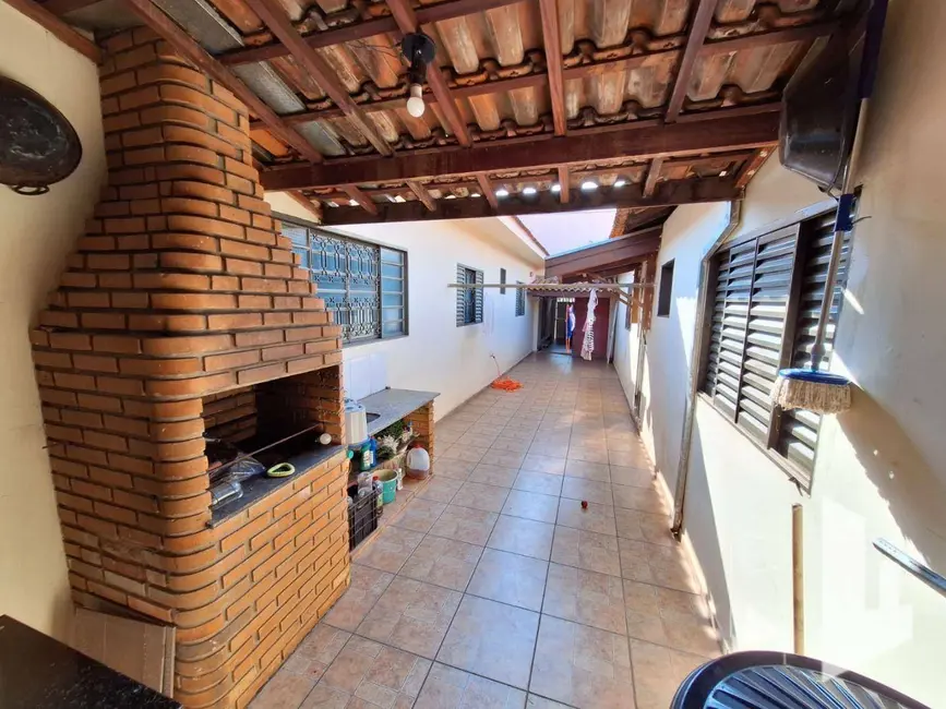 Foto 1 de Casa com 3 quartos à venda, 250m2 em Jardim Vila Maria, Jau - SP