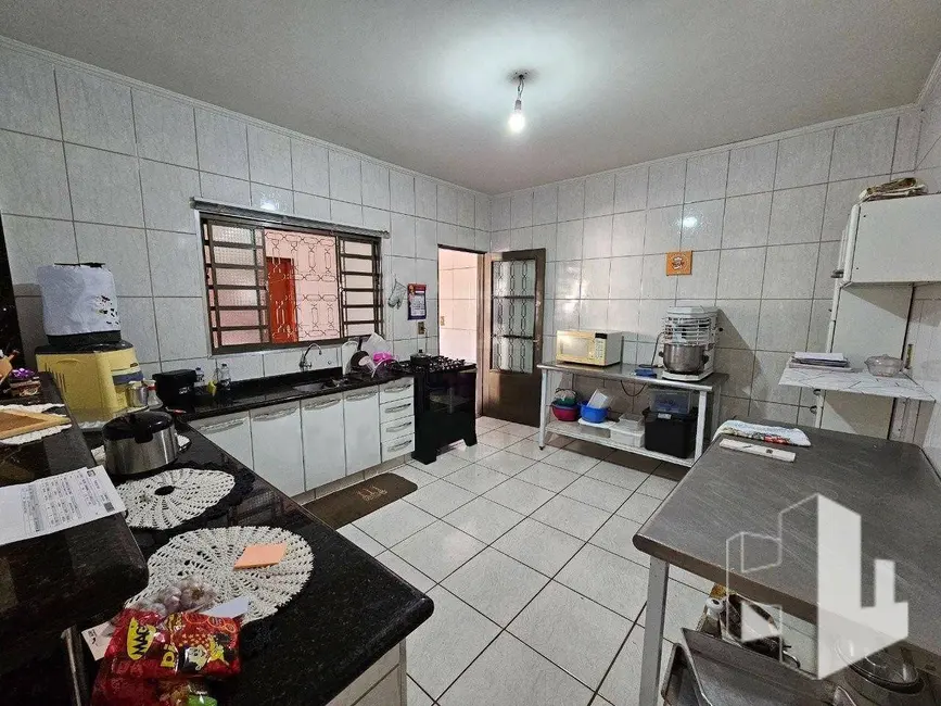 Foto 8 de Casa com 3 quartos à venda, 250m2 em Jardim Vila Maria, Jau - SP