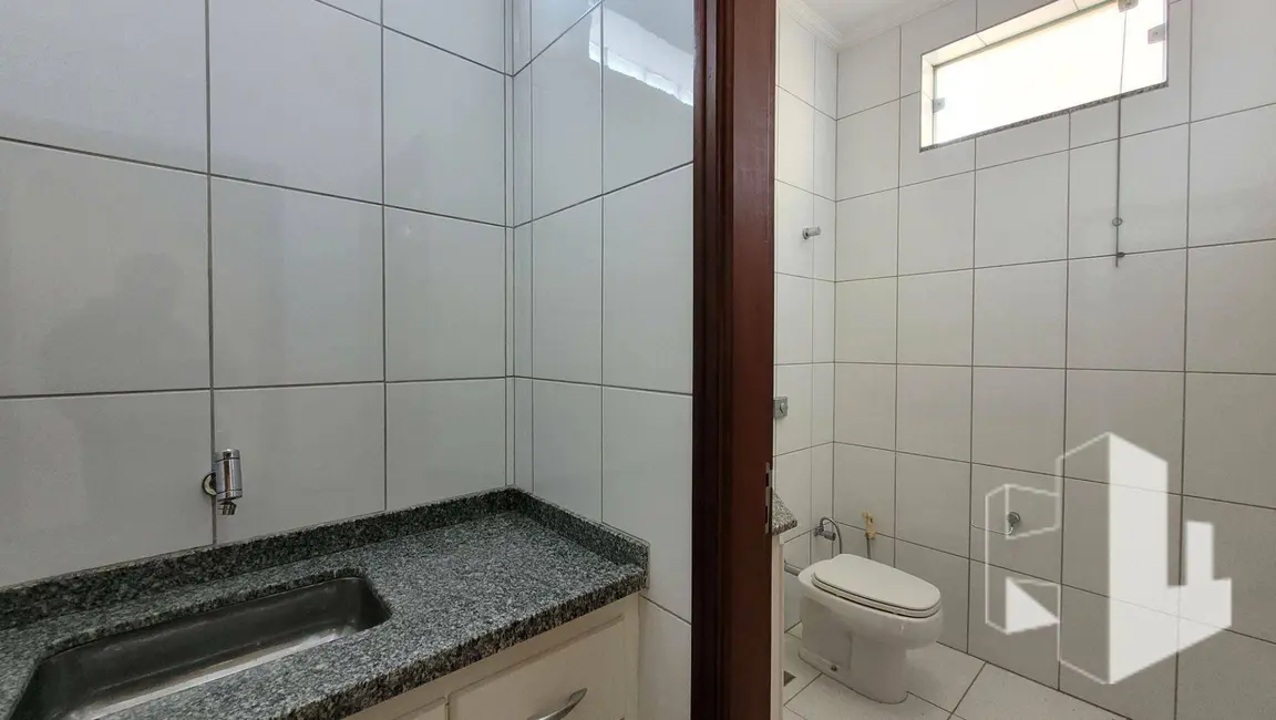 Foto 2 de Sala Comercial para alugar, 30m2 em Vila Nova, Jau - SP