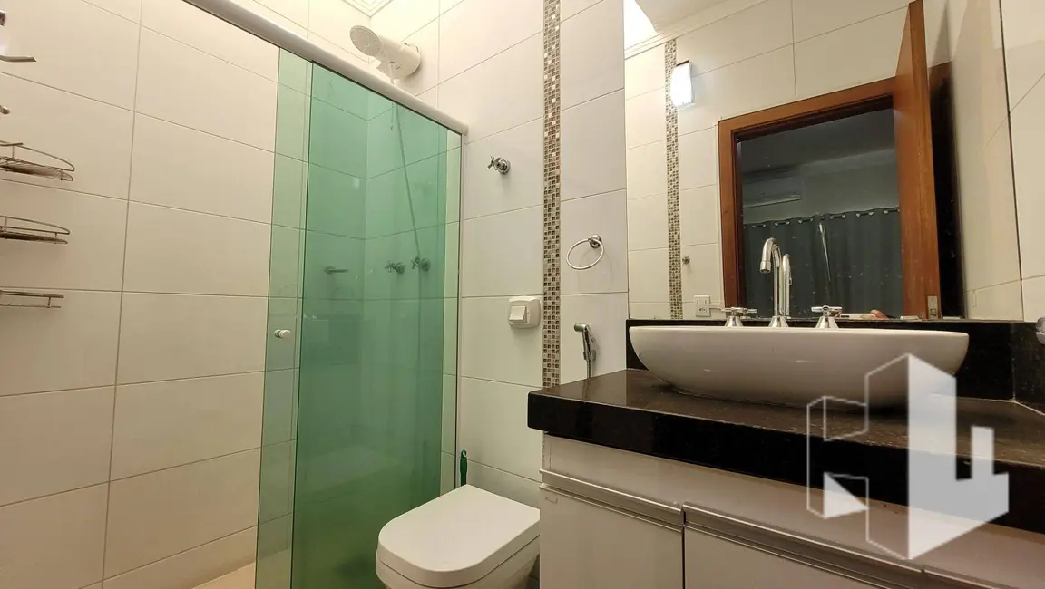 Casa com 3 quartos à venda, 300m2 em Jardim Santa Rosa, Jau - SP - imagem 8 Foto 8 de Casa com 3 quartos à venda, 300m2 em Jardim Santa Rosa, Jau - SP