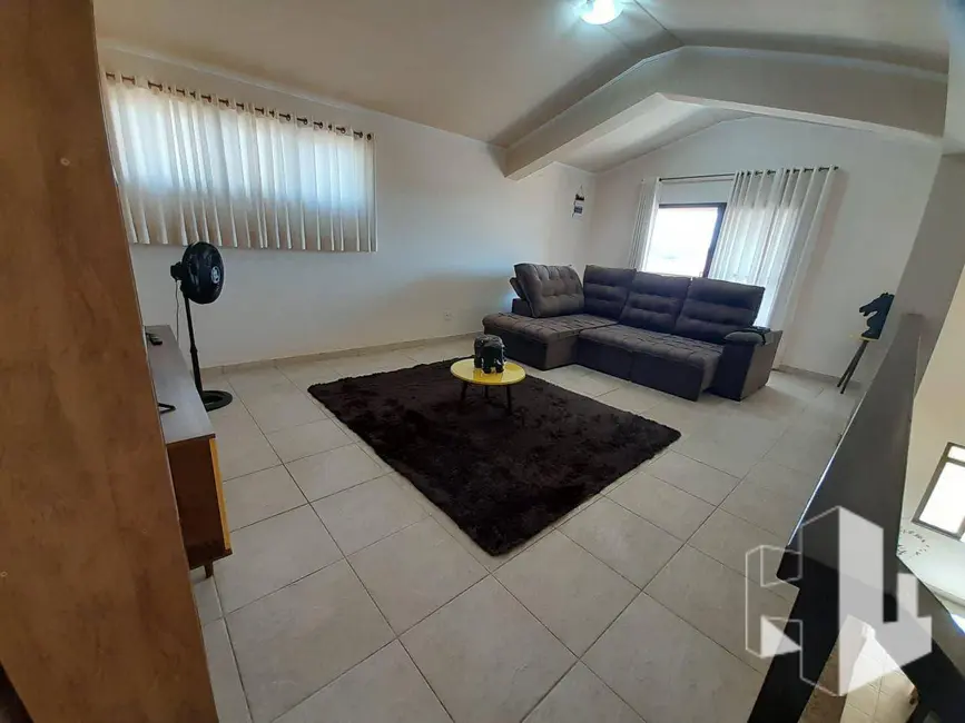 Foto 3 de Casa com 3 quartos à venda, 250m2 em Jardim Doutor Luciano, Jau - SP