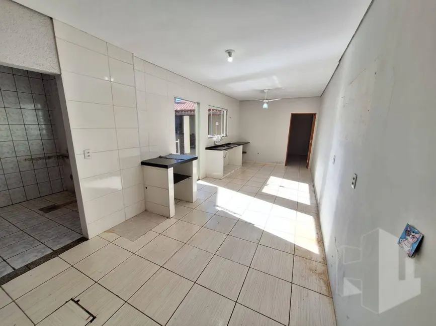 Foto 6 de Casa com 4 quartos à venda, 250m2 em Jardim Pires de Campos, Jau - SP