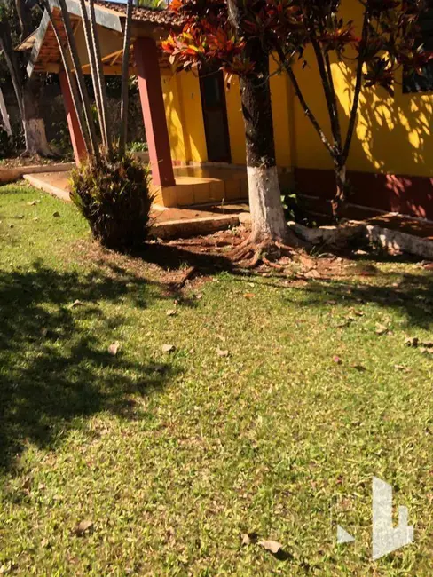 Chácara com 3 quartos à venda, 8000m2 em Itapui - SP - imagem 9 Foto 9 de Chácara com 3 quartos à venda, 8000m2 em Itapui - SP