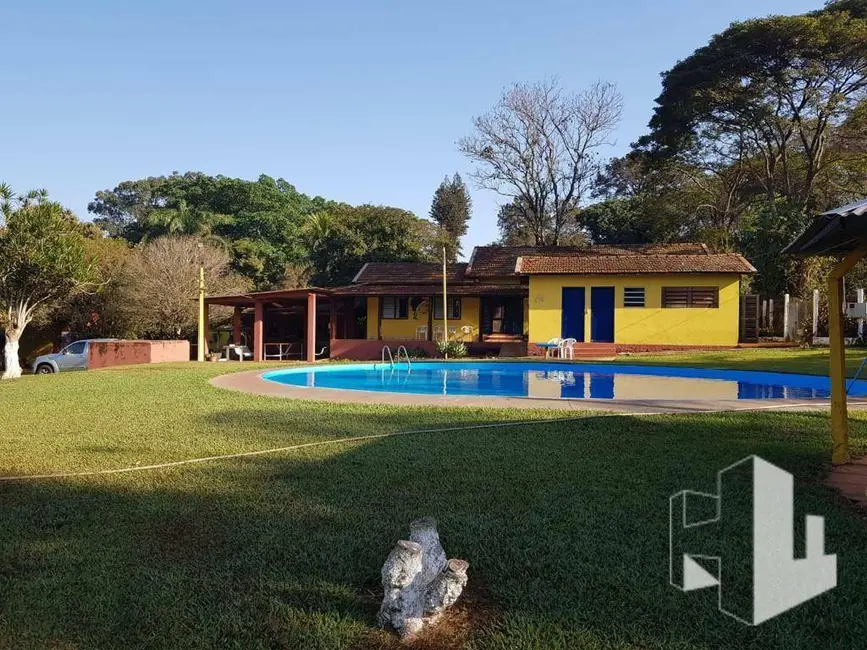 Chácara com 3 quartos à venda, 8000m2 em Itapui - SP - imagem 1 Foto 1 de Chácara com 3 quartos à venda, 8000m2 em Itapui - SP