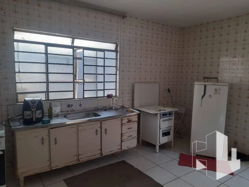 Foto 6 de Casa com 3 quartos à venda, 240m2 em Centro, Jau - SP