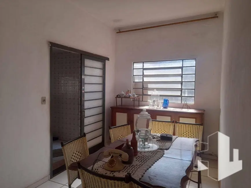 Foto 4 de Casa com 3 quartos à venda, 240m2 em Centro, Jau - SP