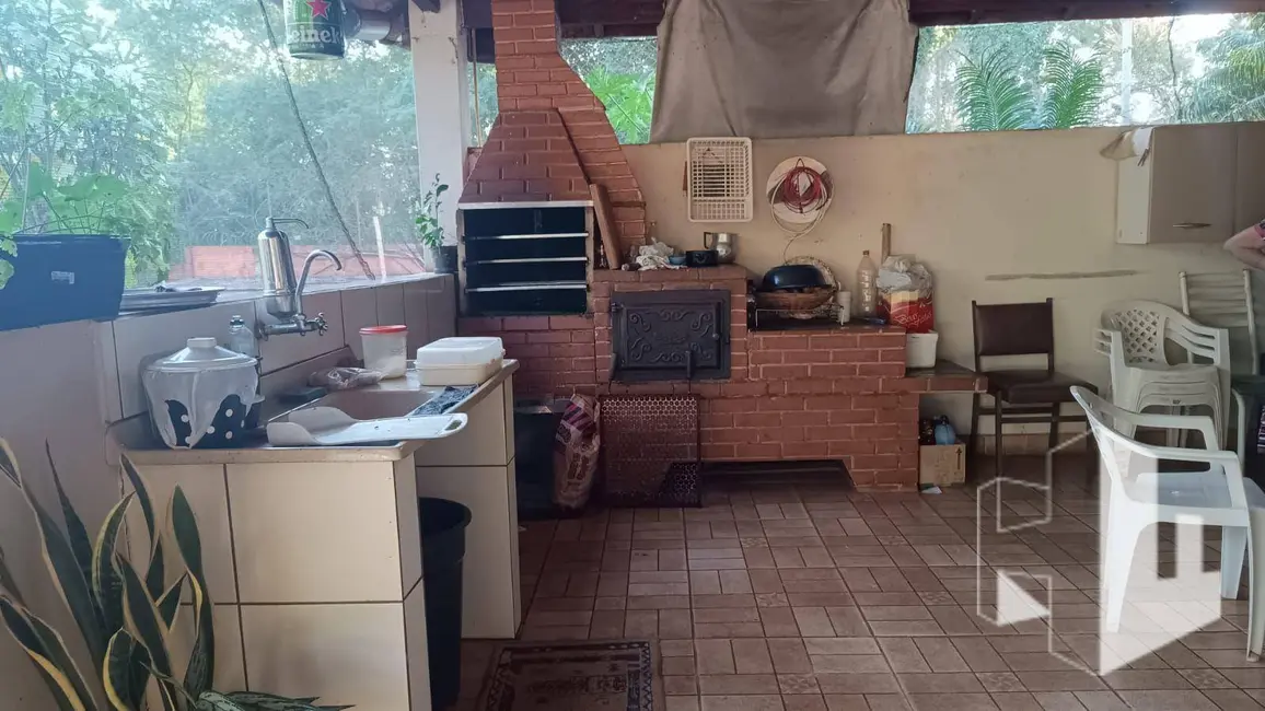 Foto 3 de Chácara com 2 quartos à venda, 2112m2 em Vila Ribeiro, Jau - SP