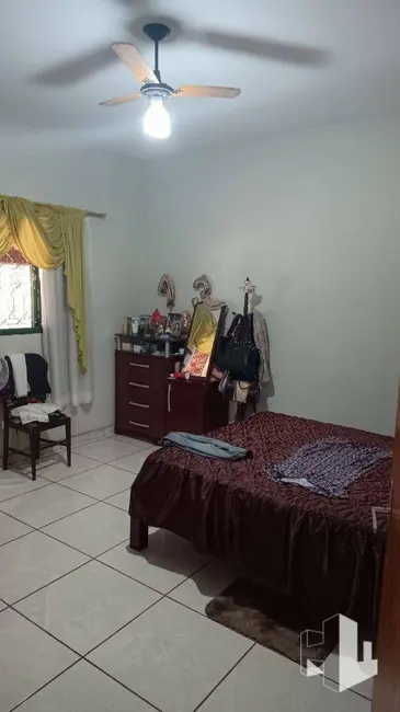 Foto 8 de Chácara com 2 quartos à venda, 2112m2 em Vila Ribeiro, Jau - SP