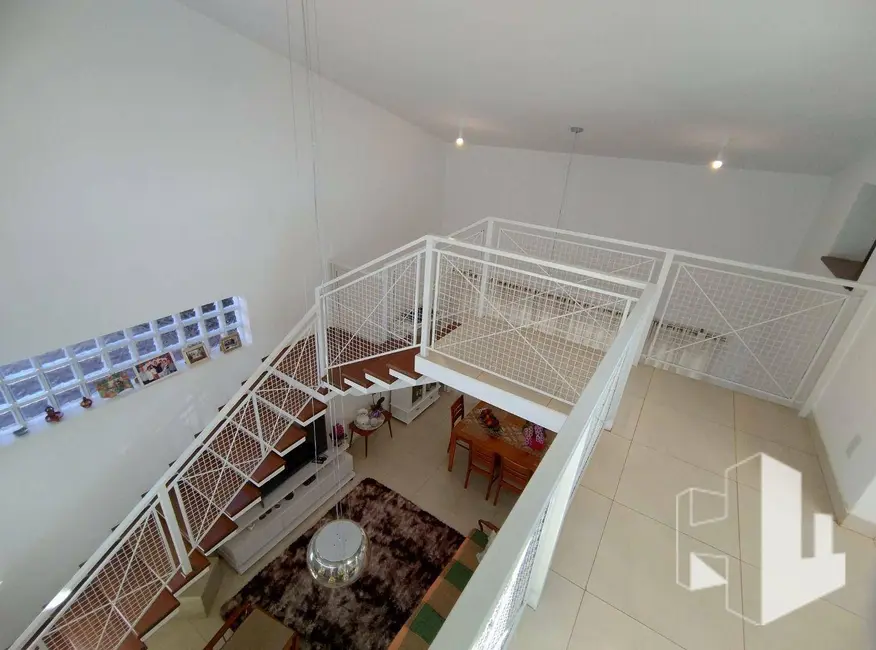 Foto 9 de Casa com 4 quartos à venda, 256m2 em Vila Quinze de Novembro, Jau - SP