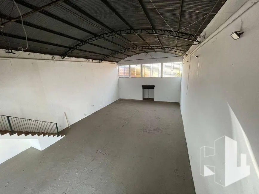 Foto 1 de Armazém / Galpão para alugar, 250m2 em Jardim Vila Maria, Jau - SP