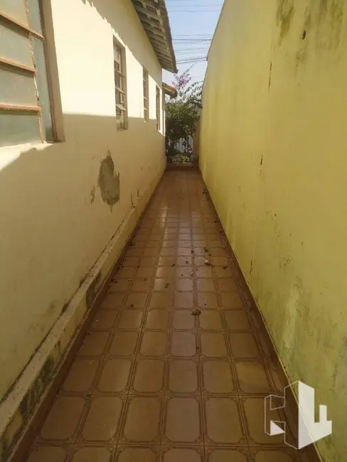 Foto 4 de Casa com 3 quartos à venda, 160m2 em Vila Carvalho, Jau - SP