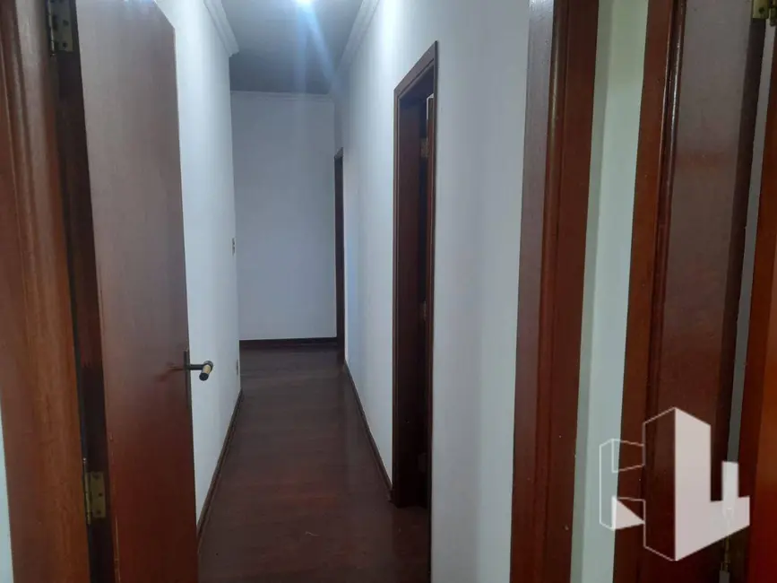 Foto 8 de Casa com 3 quartos à venda, 300m2 em Jardim Continental, Jau - SP