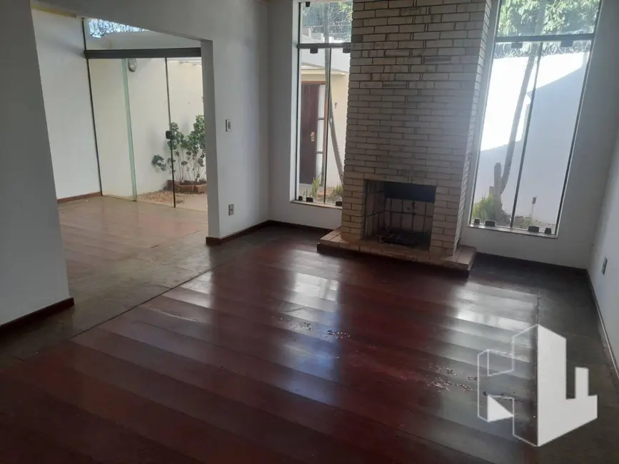 Foto 2 de Casa com 3 quartos à venda, 300m2 em Jardim Continental, Jau - SP