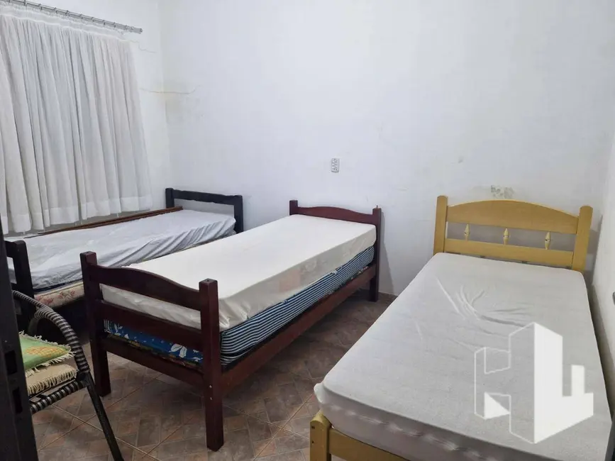 Chácara com 2 quartos à venda, 330m2 em Centro, Itaju - SP - imagem 4 Foto 4 de Chácara com 2 quartos à venda, 330m2 em Centro, Itaju - SP